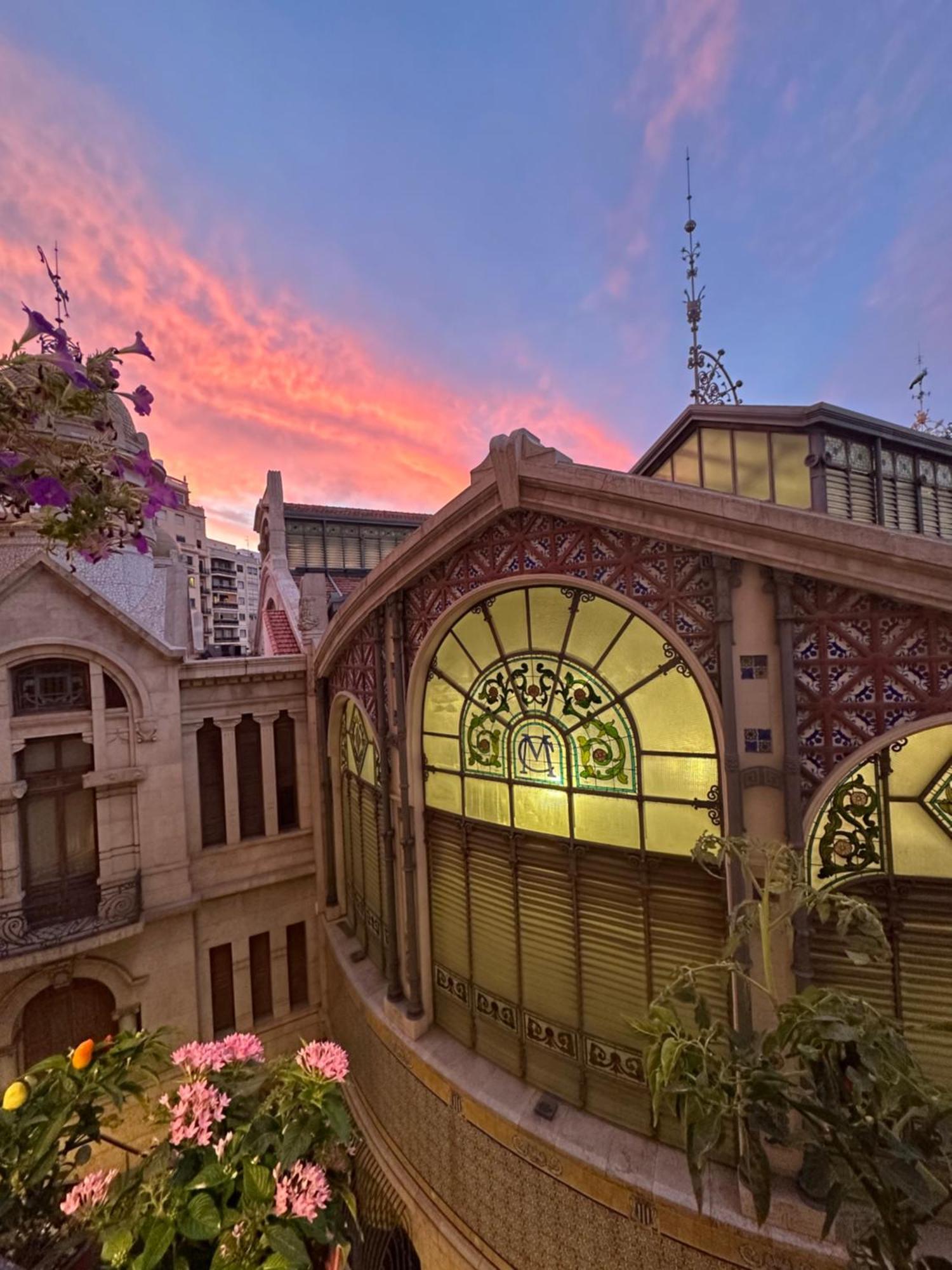 Mirador 1 Del Mercado Central - Habitacion Con Bano Privado En El Centro De La Ciudad Vella Валенсия Экстерьер фото